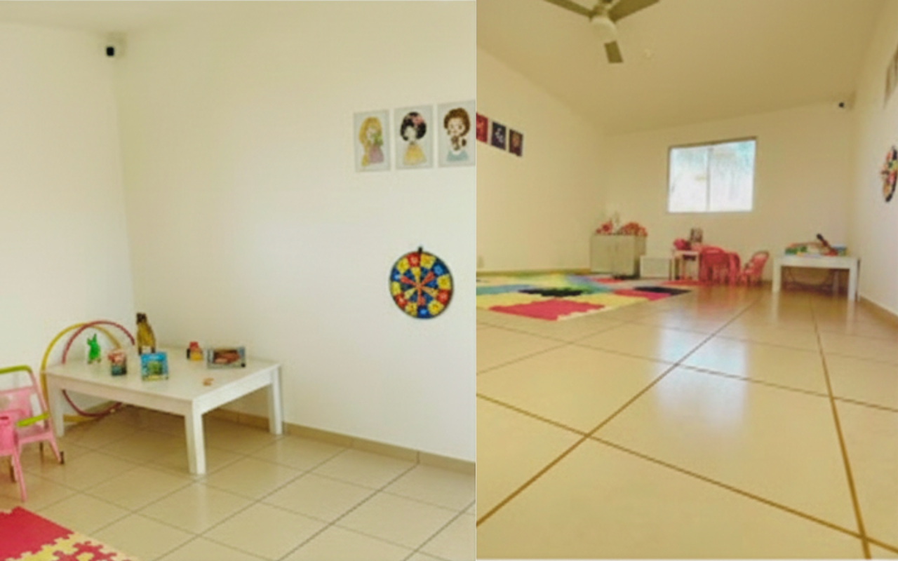 Espaço Kids com brinquedos coloridos, jogos educativos e tapete em EVA para crianças com idade até 12 anos em ambiente seguro e divertido